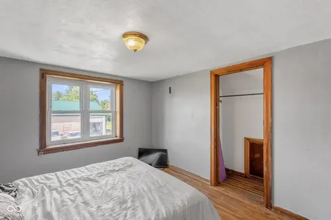 1804 N Ewing Street Seymour IN 47274