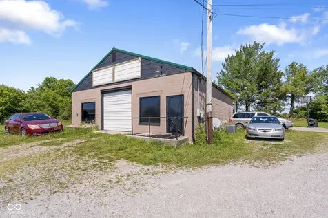 1804 N Ewing Street Seymour IN 47274