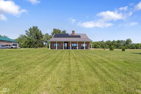 1804 N Ewing Street Seymour IN 47274