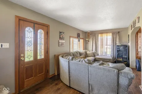 1804 N Ewing Street Seymour IN 47274