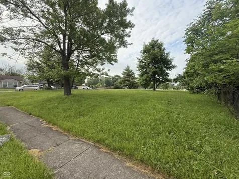 9427 Big Ben Circle Indianapolis IN 46235