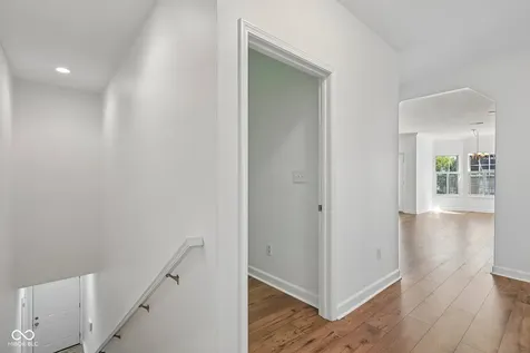 1128 Falcon Ridge Carmel IN 46280