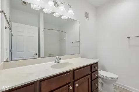 1128 Falcon Ridge Carmel IN 46280