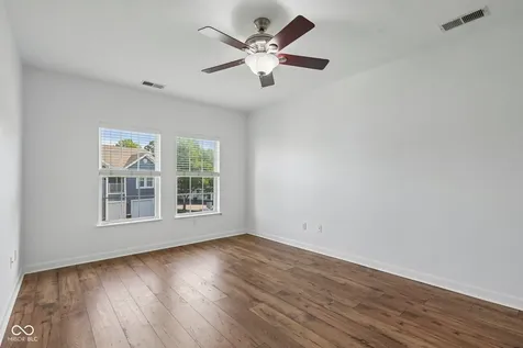 1128 Falcon Ridge Carmel IN 46280