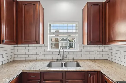 1128 Falcon Ridge Carmel IN 46280