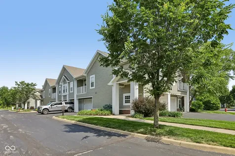 1128 Falcon Ridge Carmel IN 46280