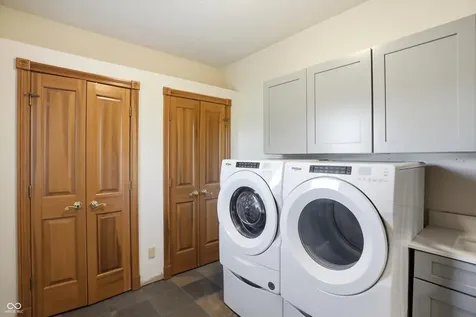 11058 Mallard Way Indianapolis IN 46278