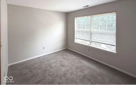 618 Deer Trail Drive Indianapolis IN 46217