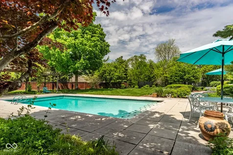 290 Breakwater Drive Fishers IN 46037