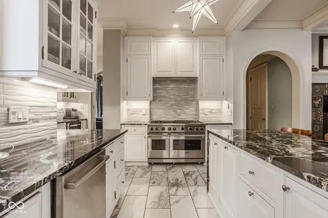 290 Breakwater Drive Fishers IN 46037