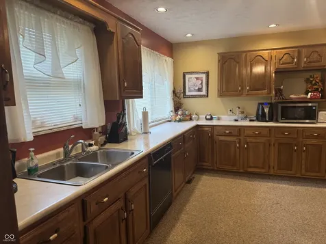 604 Chariot Lane Indianapolis IN 46227
