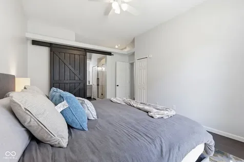 8940 Woodlark Drive Fishers IN 46038