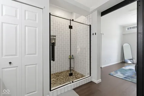 8940 Woodlark Drive Fishers IN 46038