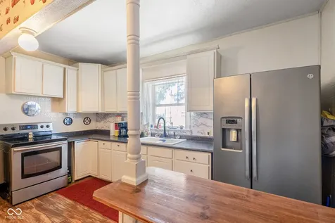 202 W Laurel Street Seymour IN 47274