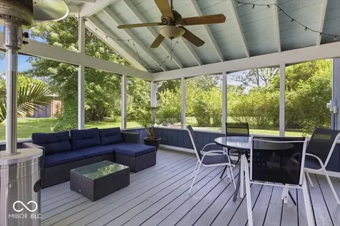 4027 E 61st Street Indianapolis IN 46220