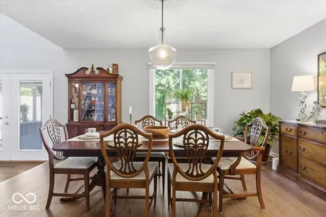 4027 E 61st Street Indianapolis IN 46220