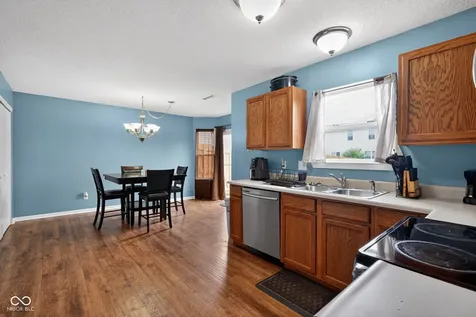 4451 Ringstead Way Indianapolis IN 46235