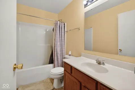 4451 Ringstead Way Indianapolis IN 46235