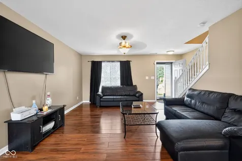 4451 Ringstead Way Indianapolis IN 46235