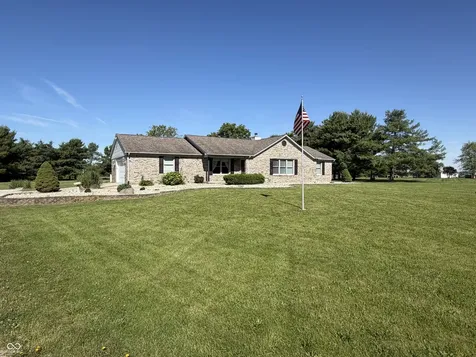 1136 Holmes Road Lebanon IN 46052