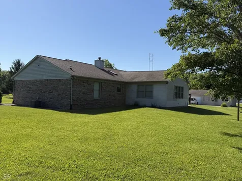 1136 Holmes Road Lebanon IN 46052