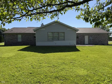 1136 Holmes Road Lebanon IN 46052