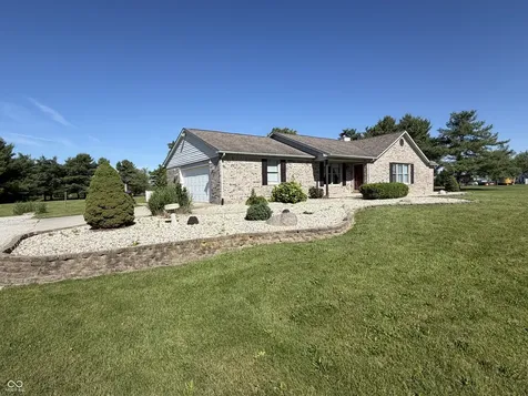 1136 Holmes Road Lebanon IN 46052