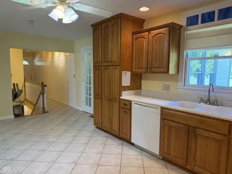 1136 Holmes Road Lebanon IN 46052