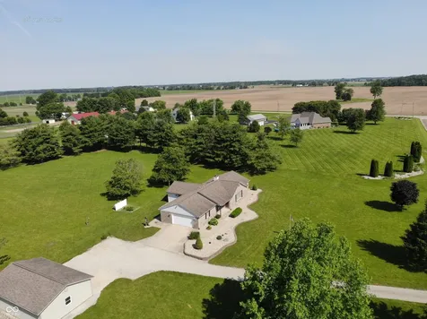 1136 Holmes Road Lebanon IN 46052