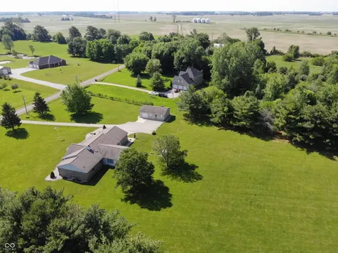 1136 Holmes Road Lebanon IN 46052