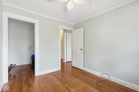 642 E 54th Street Indianapolis IN 46220