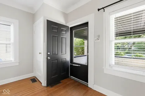 642 E 54th Street Indianapolis IN 46220