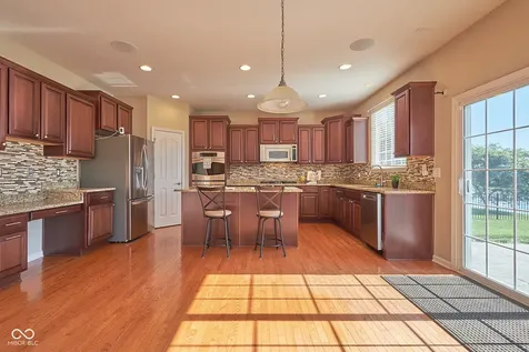 13071 Knights Way Fishers IN 46037
