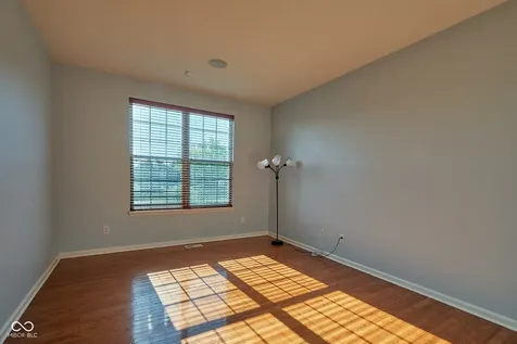 13071 Knights Way Fishers IN 46037