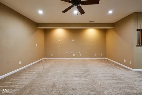 13071 Knights Way Fishers IN 46037