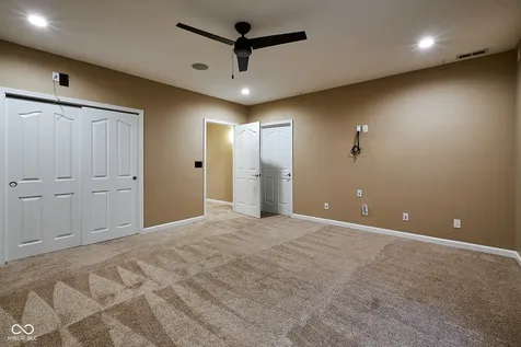 13071 Knights Way Fishers IN 46037