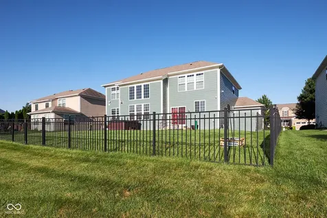 13071 Knights Way Fishers IN 46037