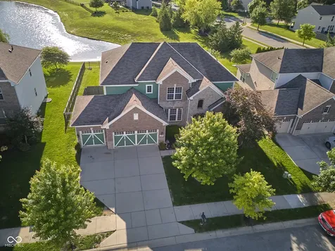 13071 Knights Way Fishers IN 46037