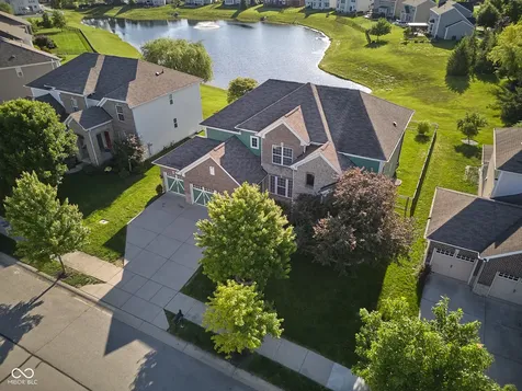 13071 Knights Way Fishers IN 46037