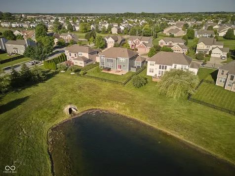13071 Knights Way Fishers IN 46037