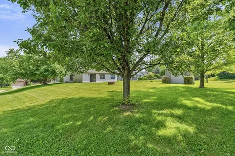 1015 Crimson King Parkway Mooresville IN 46158