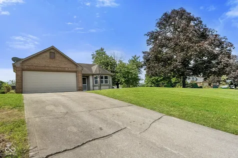 1015 Crimson King Parkway Mooresville IN 46158
