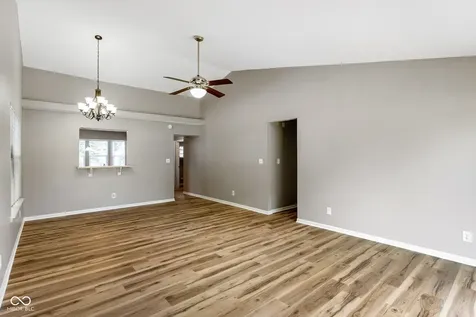 1015 Crimson King Parkway Mooresville IN 46158