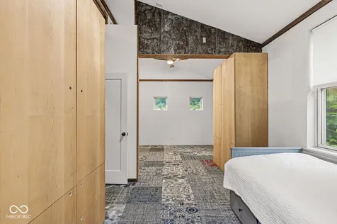 7130 S 650 W Columbus IN 47201