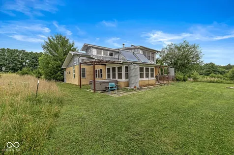 7130 S 650 W Columbus IN 47201