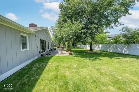109 Willowood Lane Fishers IN 46038