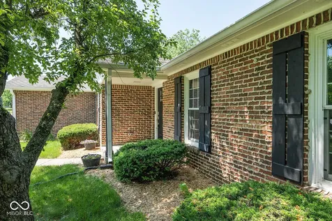 109 Willowood Lane Fishers IN 46038