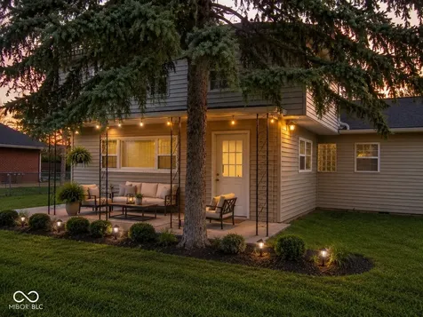 4211 Arborcrest Drive Indianapolis IN 46226