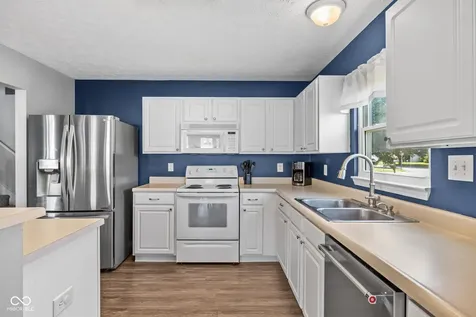 768 Yellowwood Drive Greenwood IN 46143