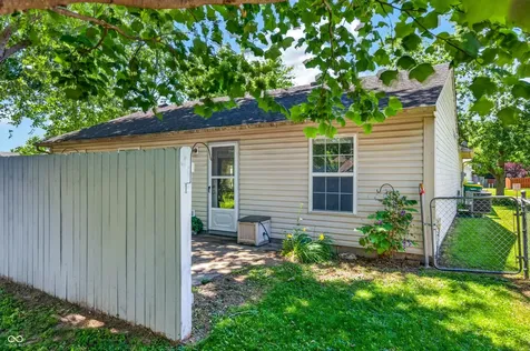4005 Willow Court Franklin IN 46131
